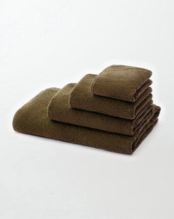 Botanically coloured linen towel