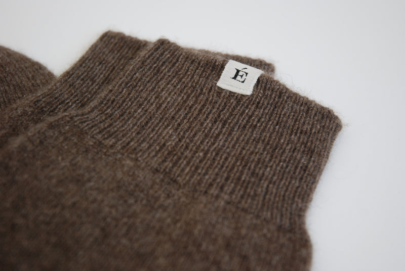 Raw brown cashmere gift set